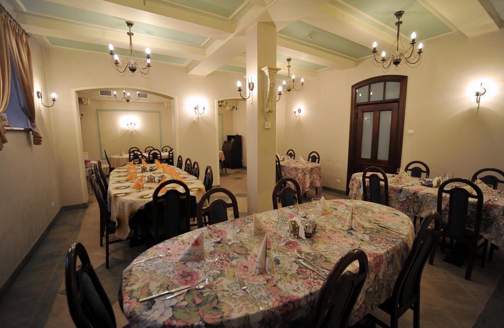 Hotel Stary Малборк Екстериор снимка